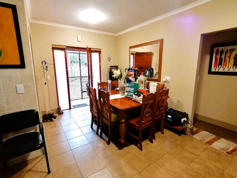 2 Bedroom Property for Sale in Brackenfell South Western Cape